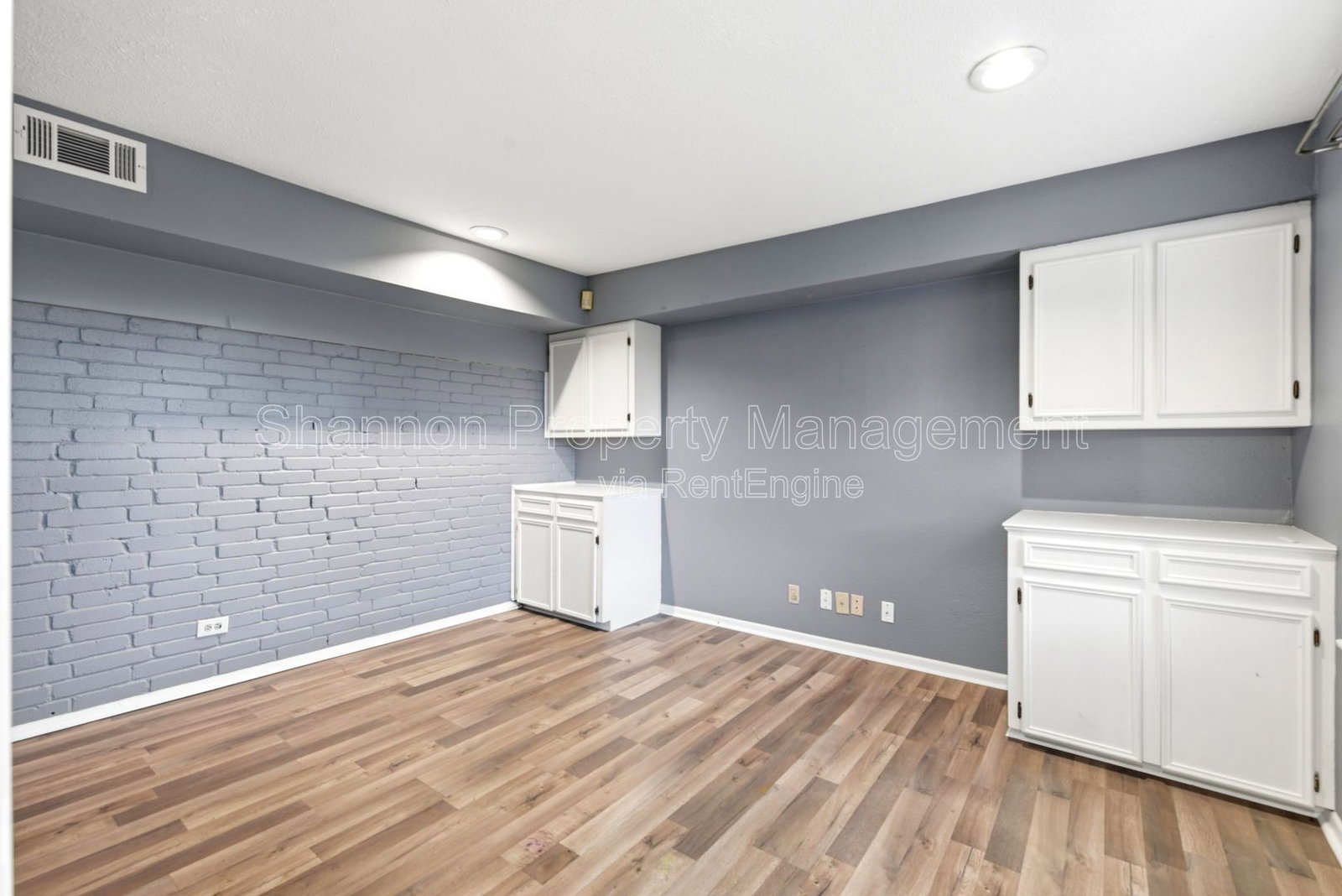 Gallery Image 17