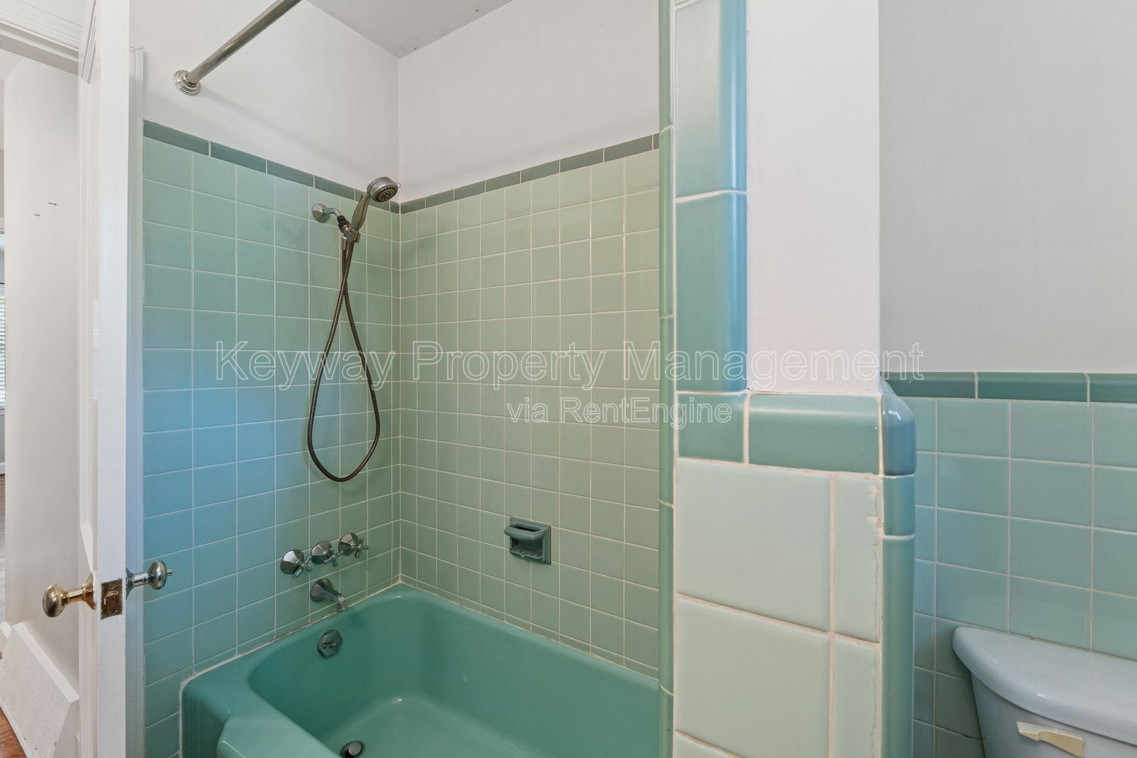 Gallery Image 17