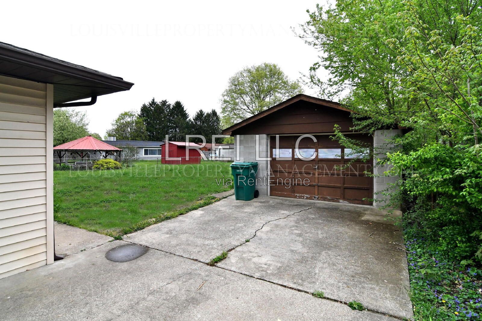 Gallery Image 14