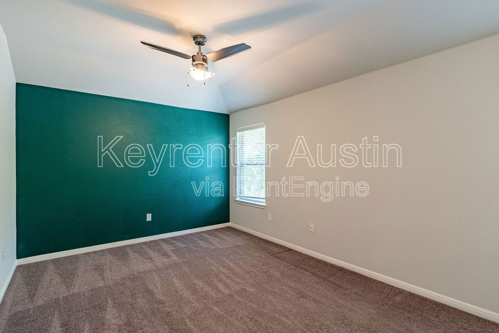Gallery Image 18