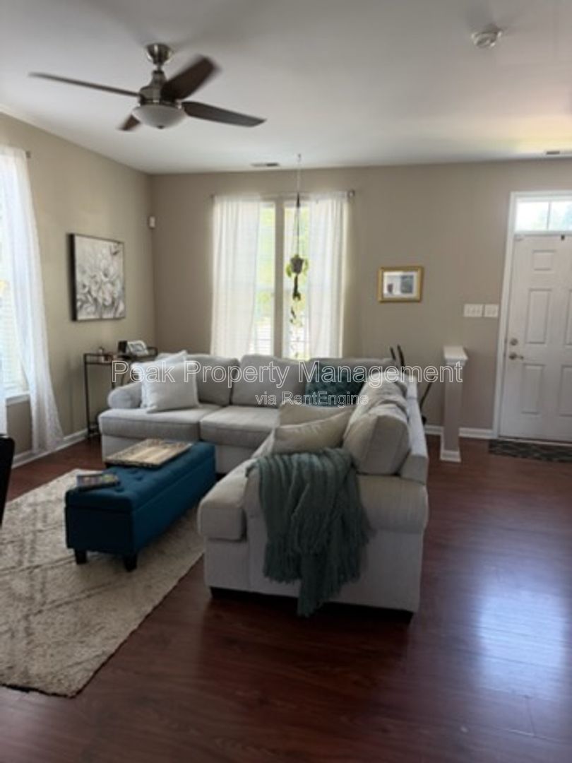 Gallery Image 14
