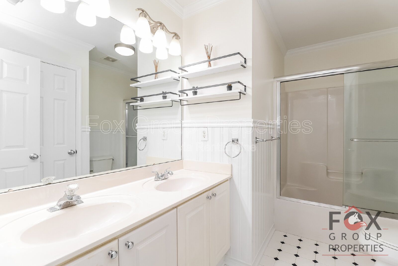 Gallery Image 18