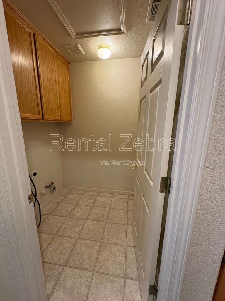 Gallery Image 21