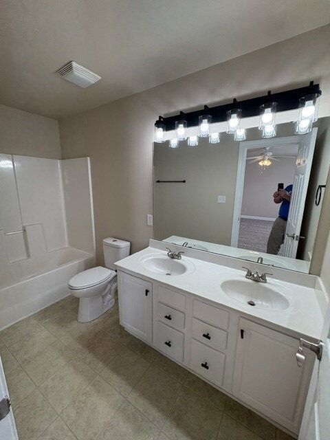 Gallery Image 16