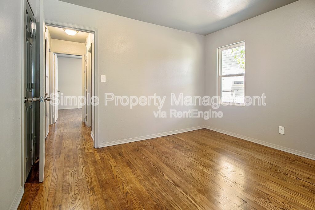 Gallery Image 14