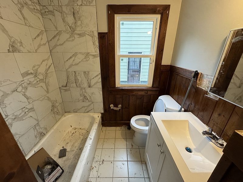 Gallery Image 15