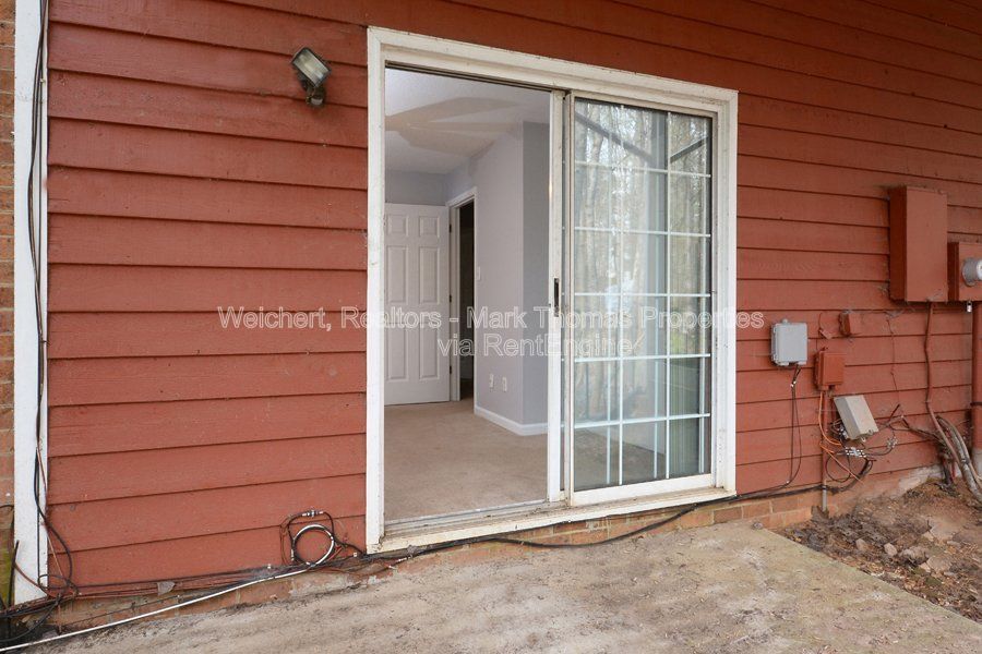 Gallery Image 22