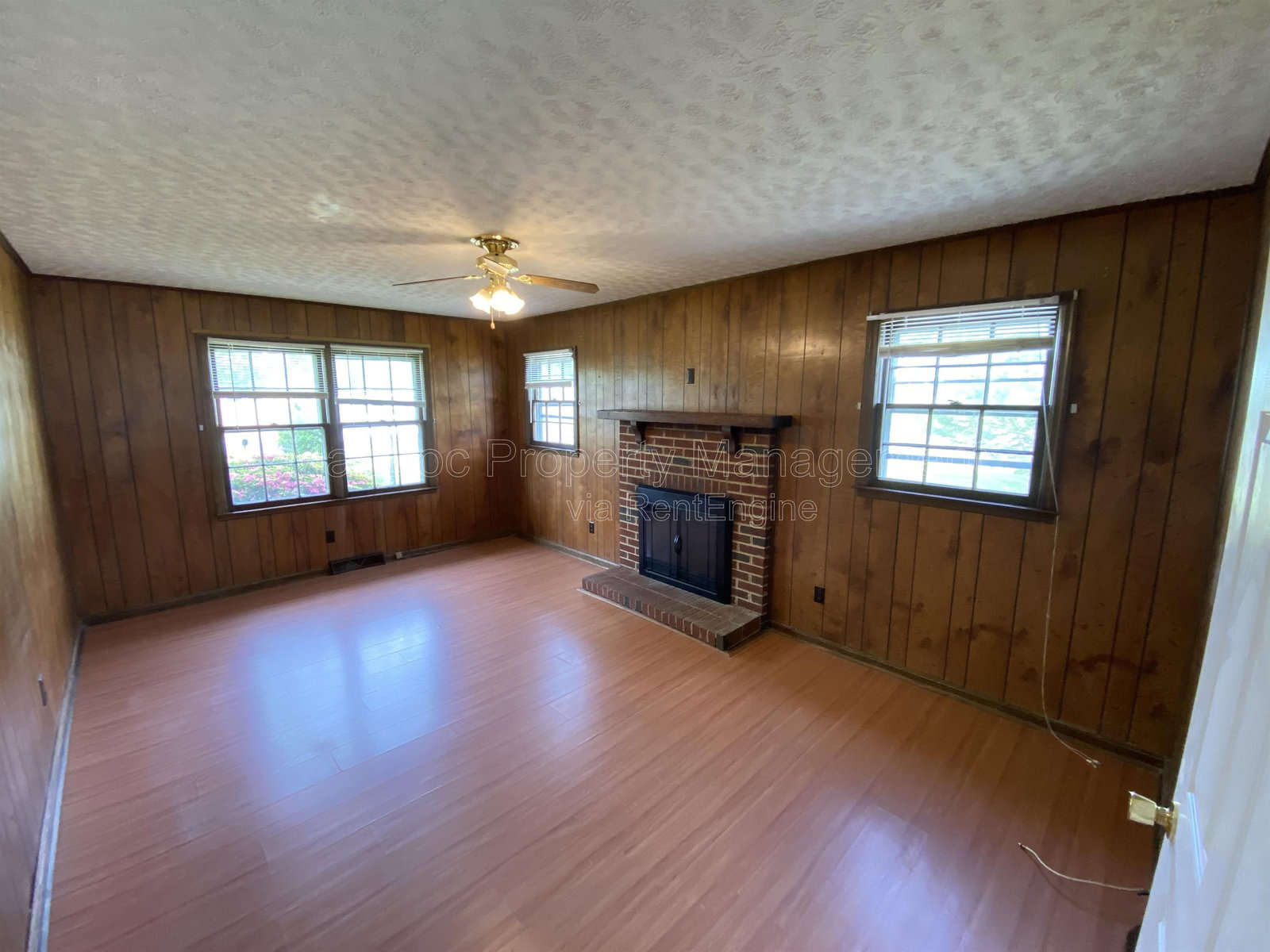 Gallery Image 13