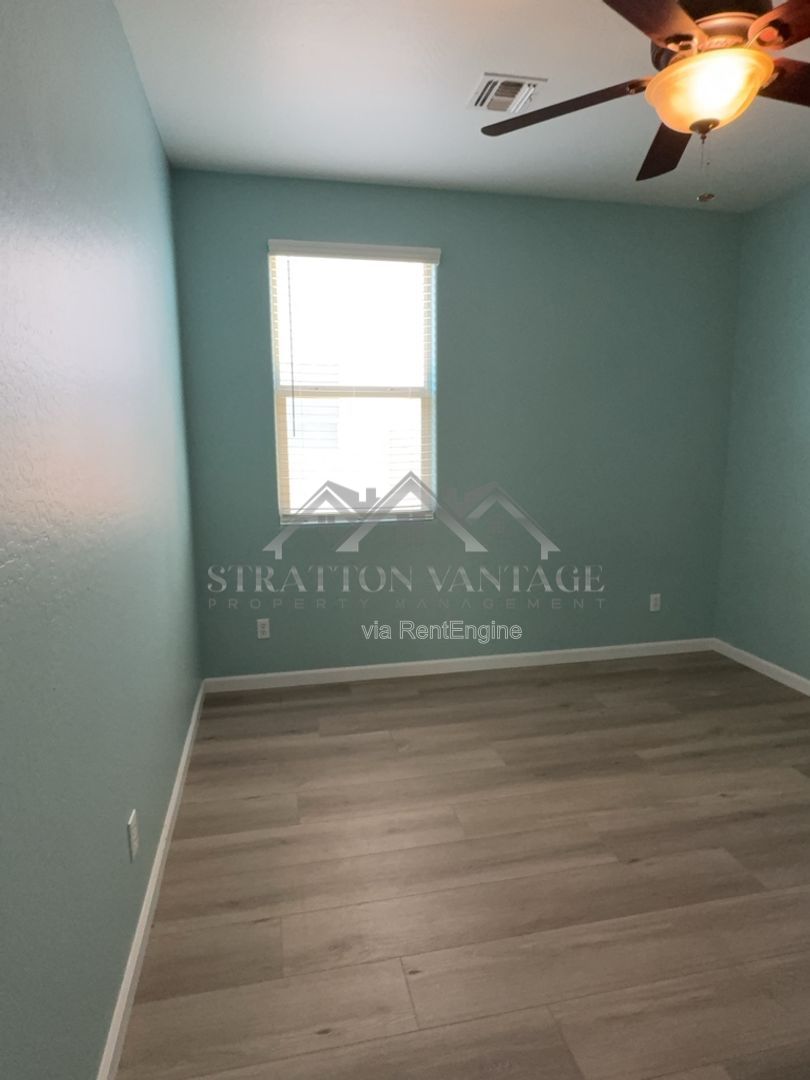 Gallery Image 17