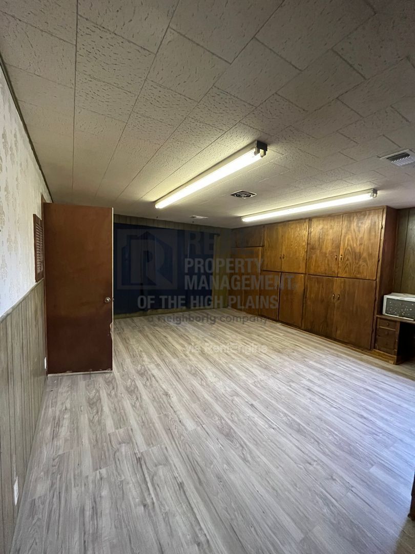 Gallery Image 16