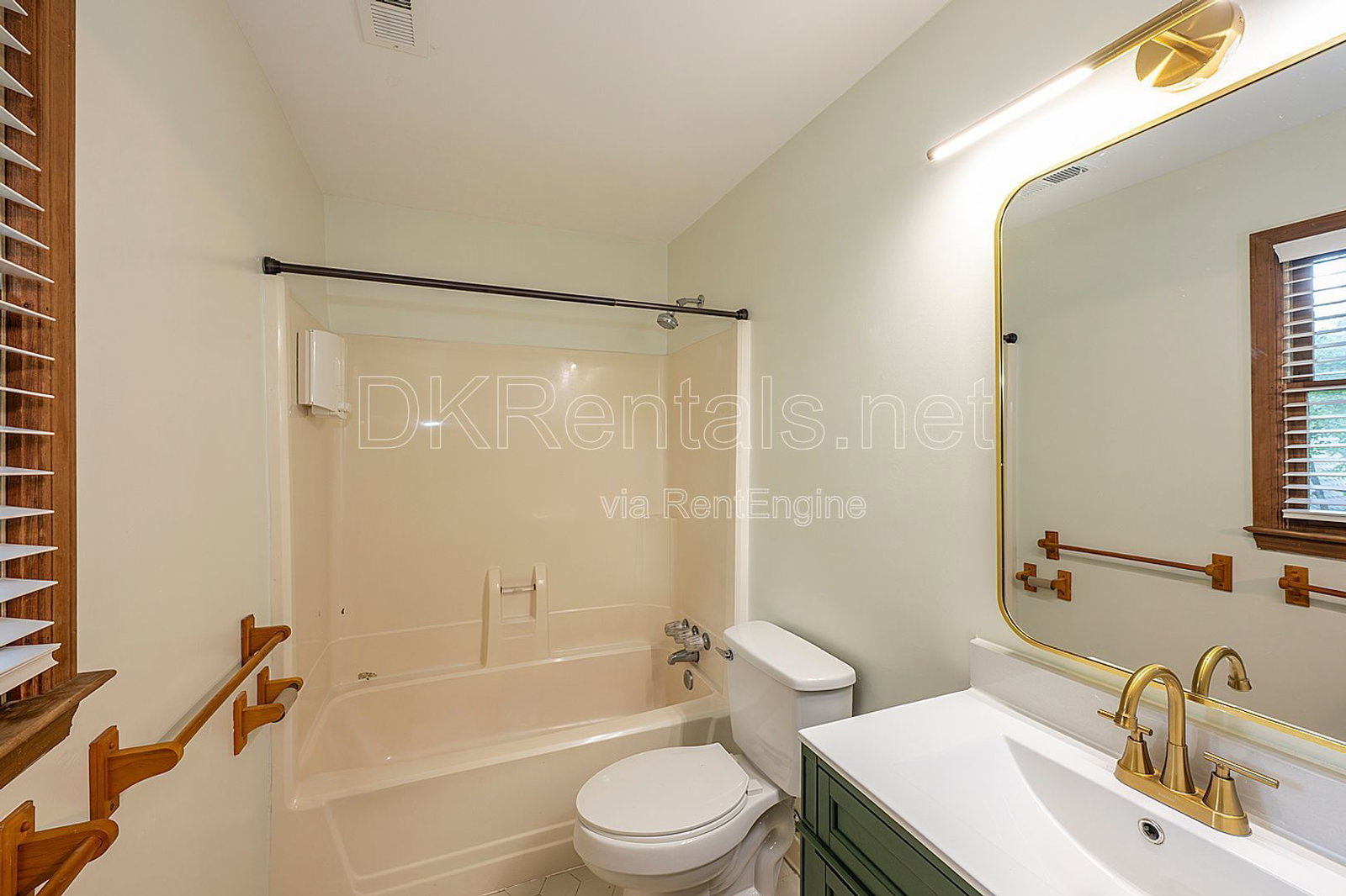 Gallery Image 15