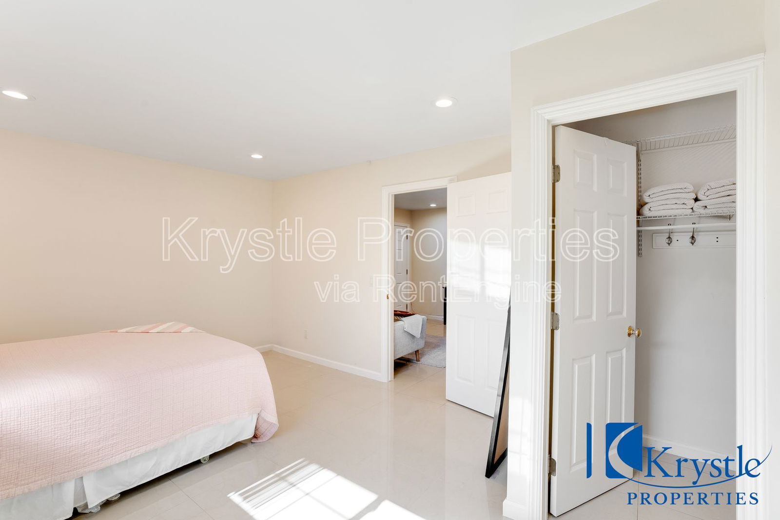 Gallery Image 14