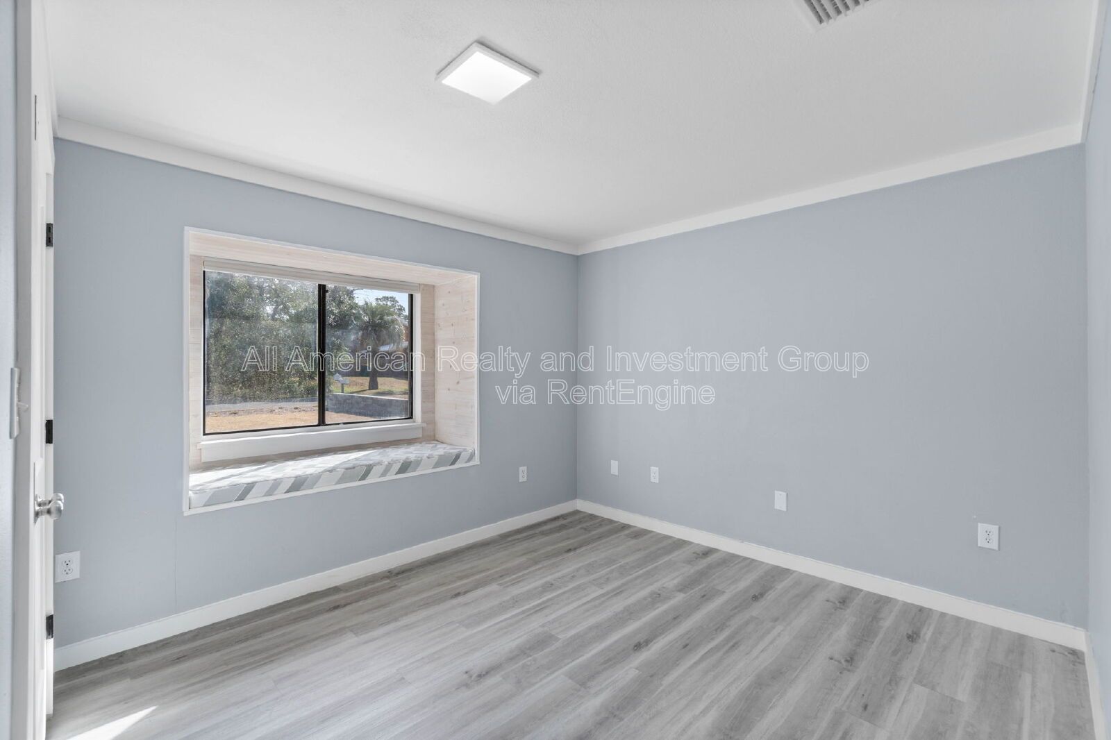 Gallery Image 18