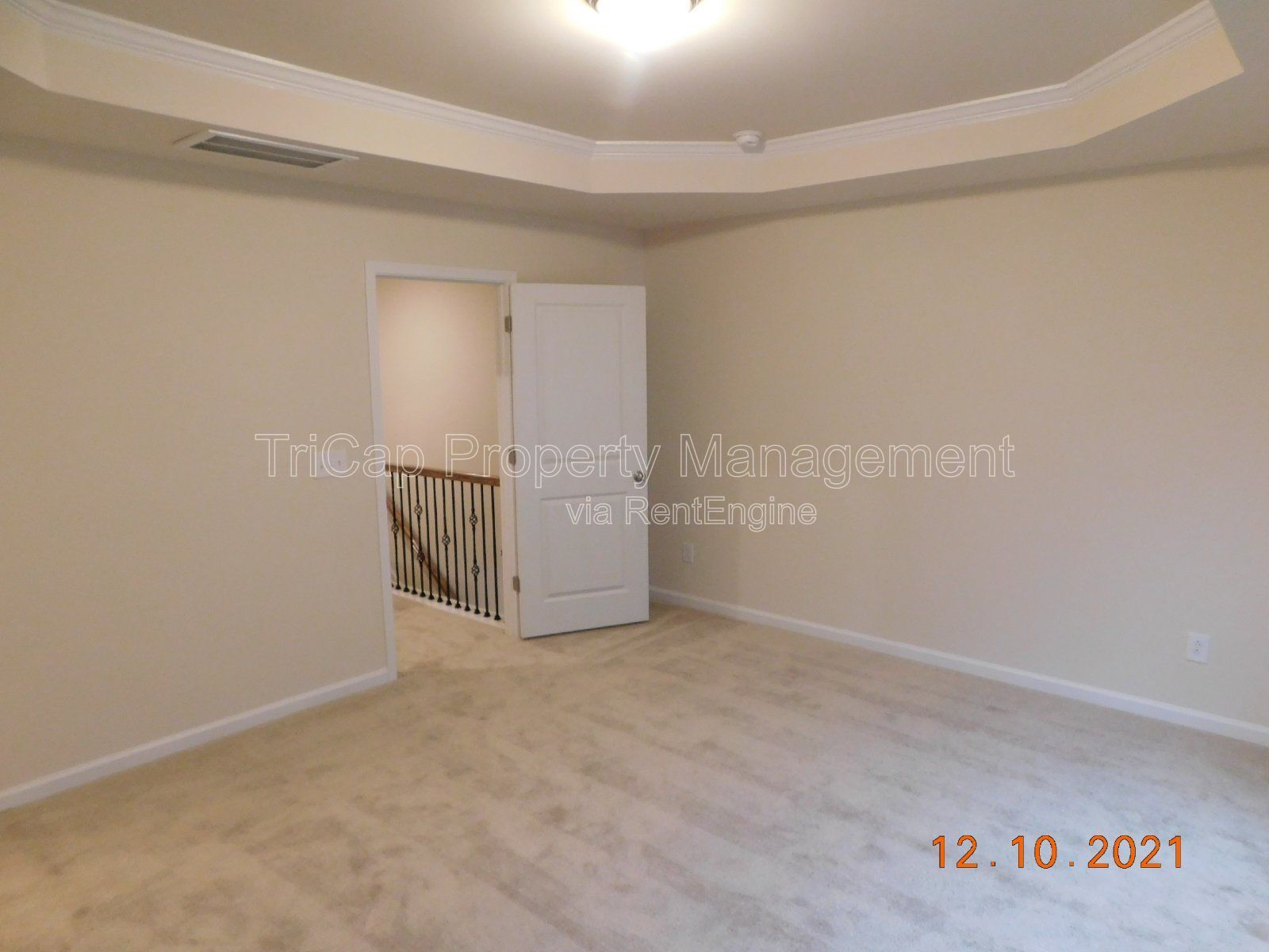 Gallery Image 16