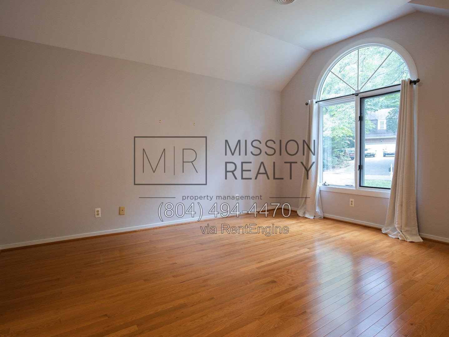 Gallery Image 18