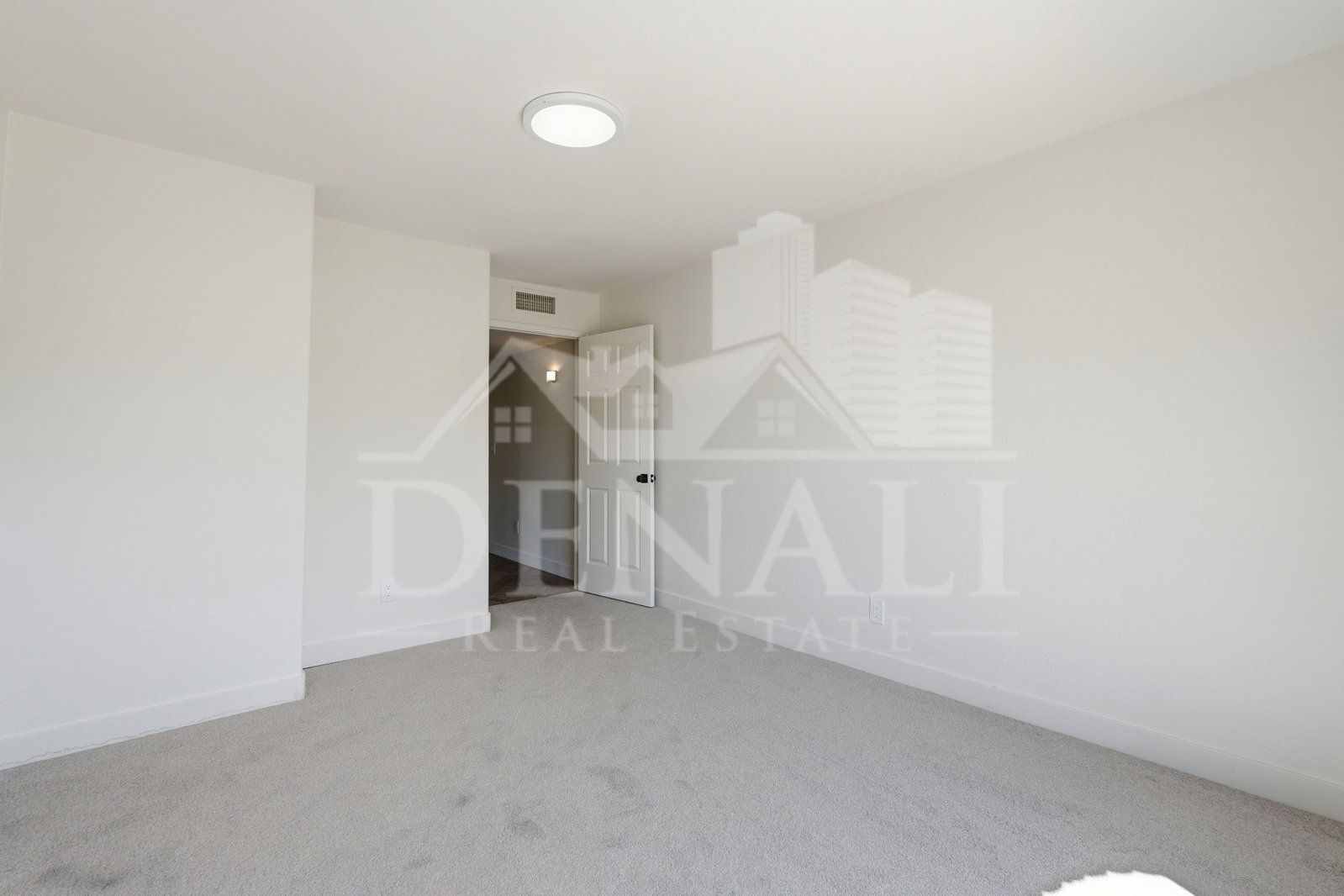 Gallery Image 32