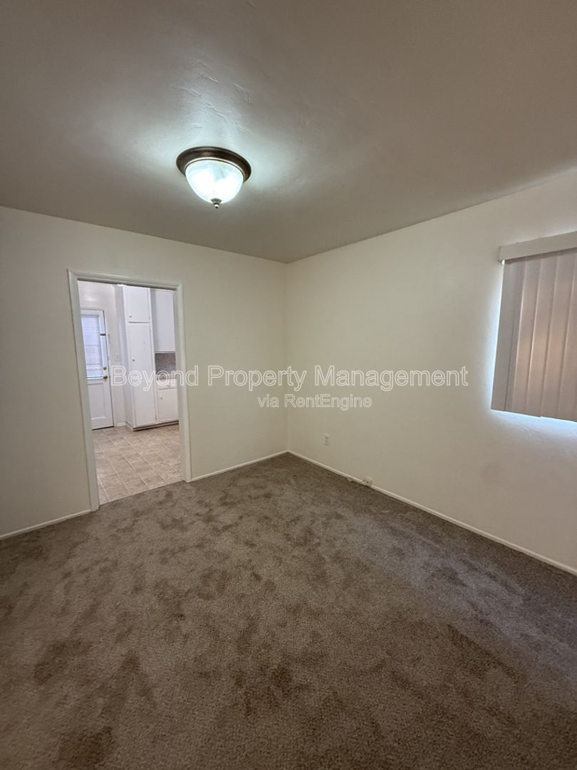 Gallery Image 12
