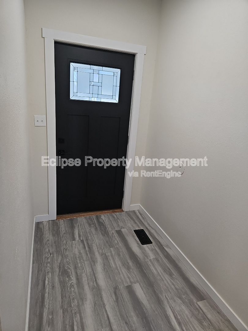 Gallery Image 20