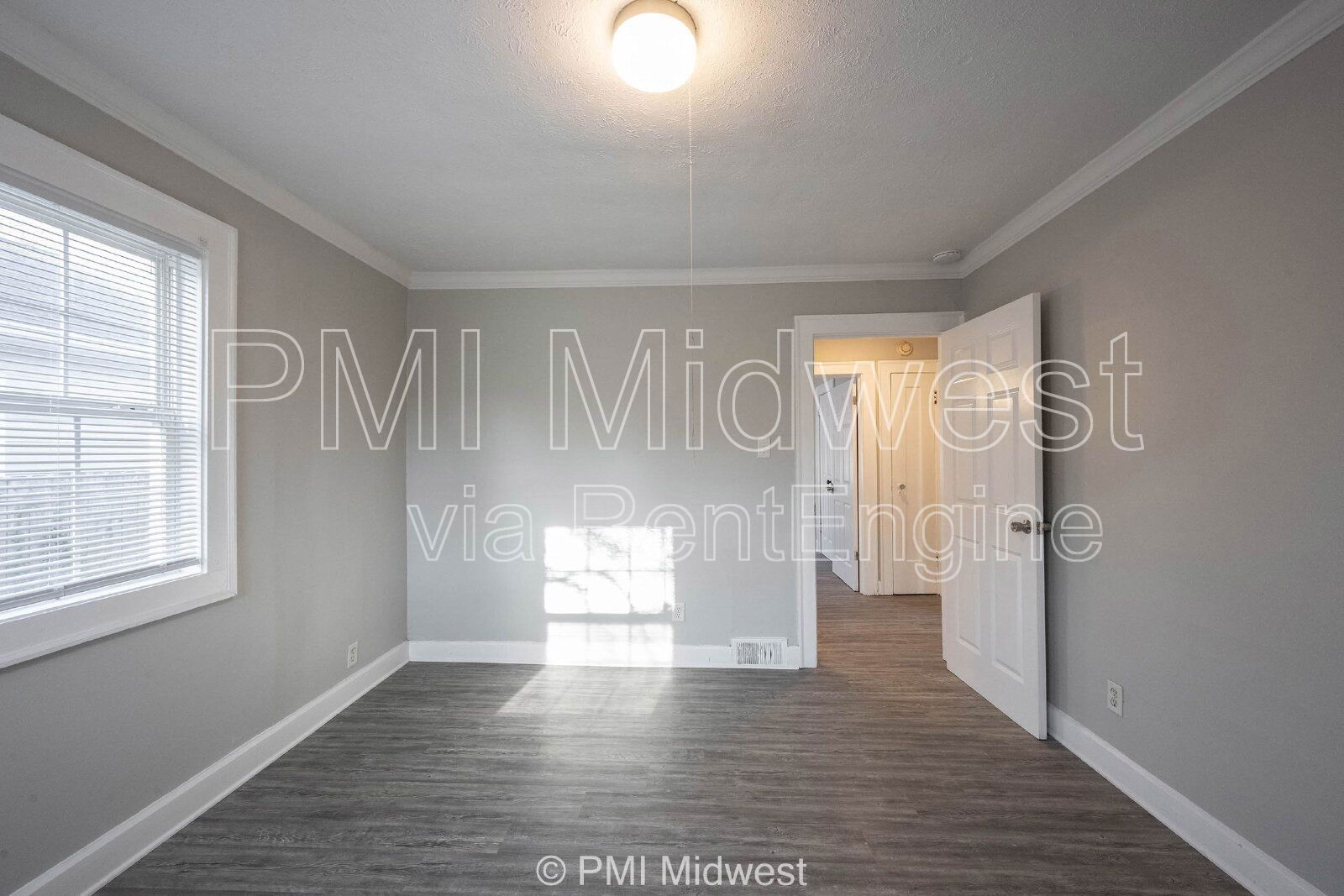Gallery Image 18