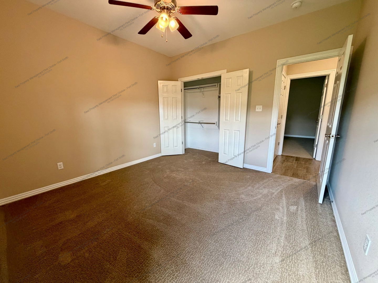Gallery Image 18