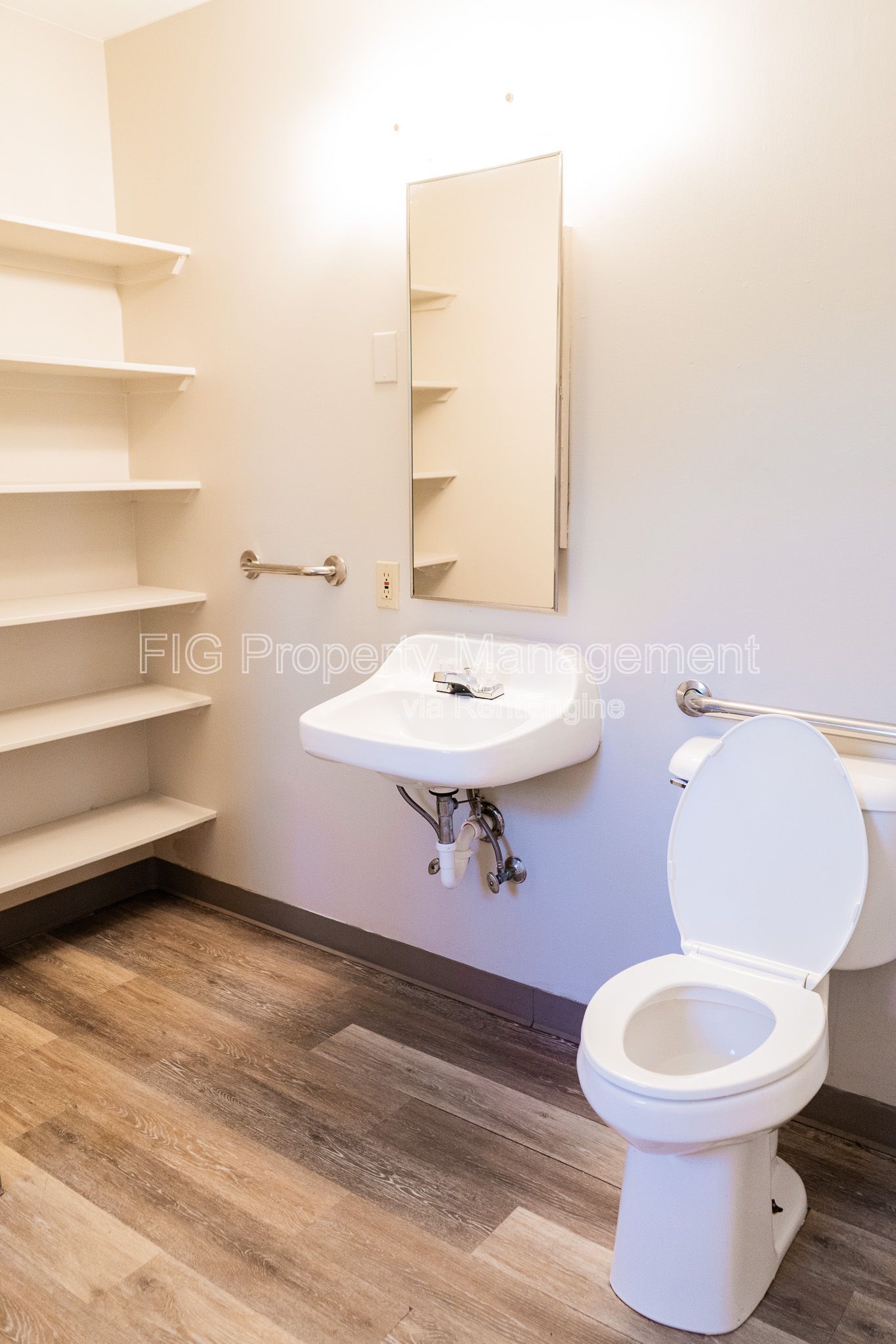 Gallery Image 13