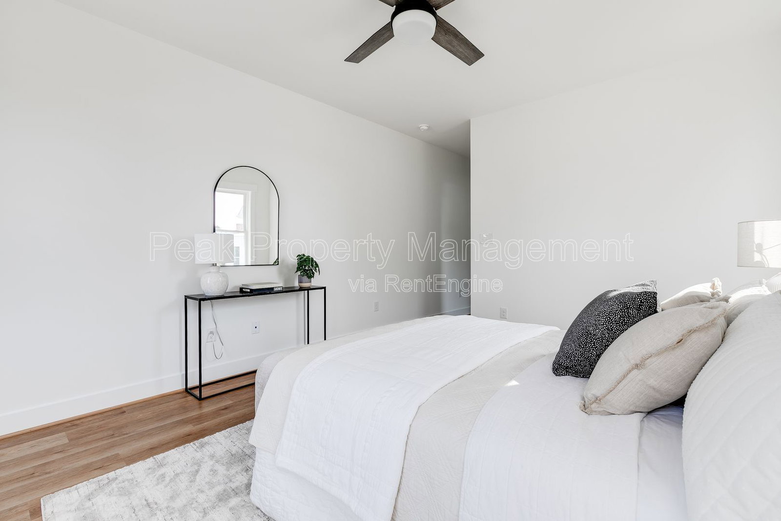 Gallery Image 37
