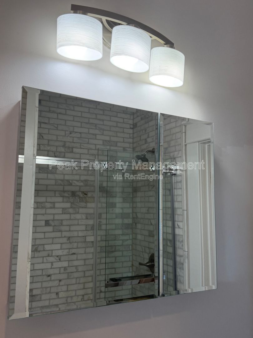 Gallery Image 21