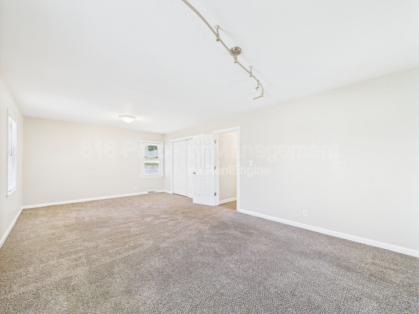 Gallery Image 30
