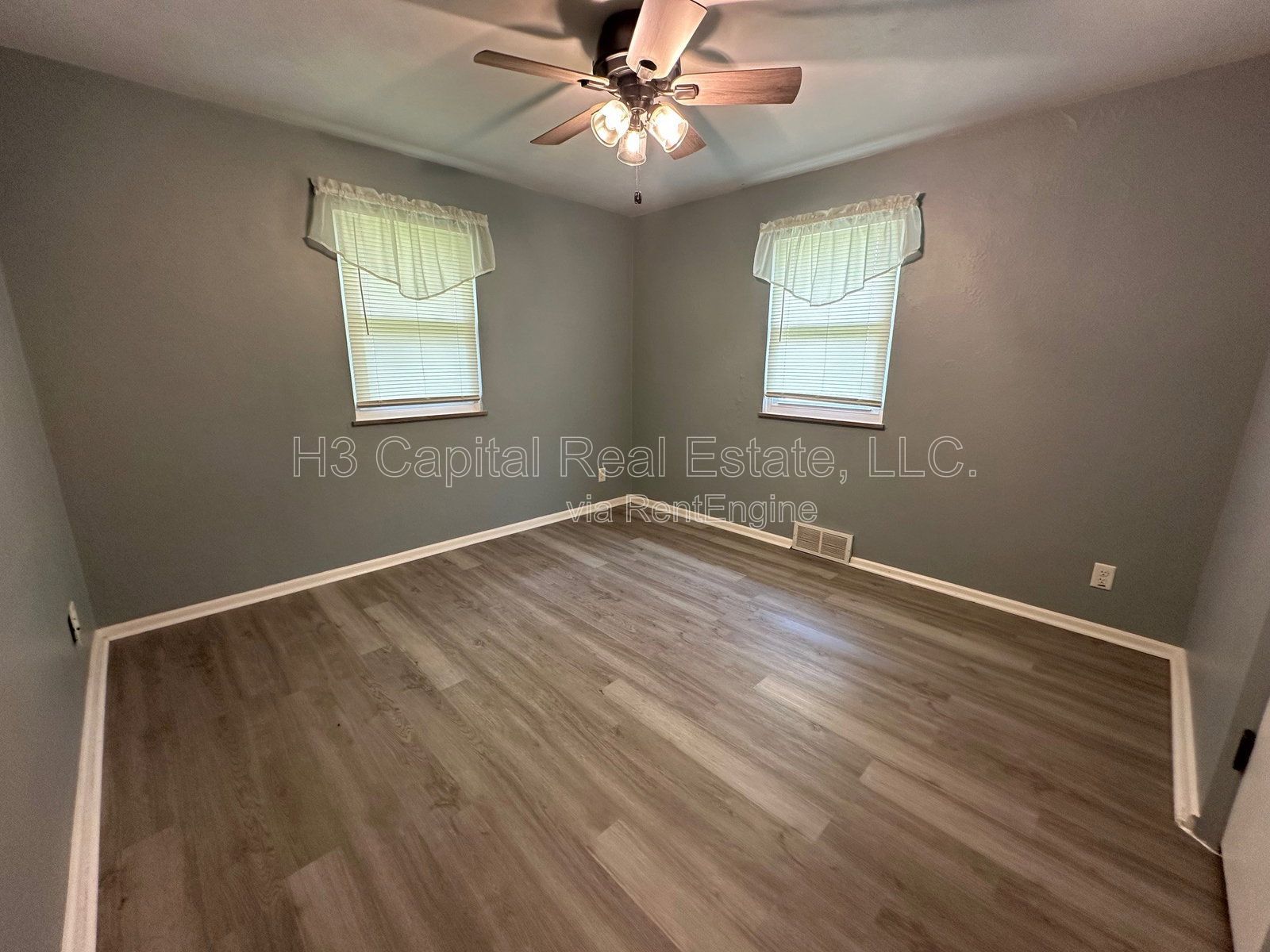 Gallery Image 6
