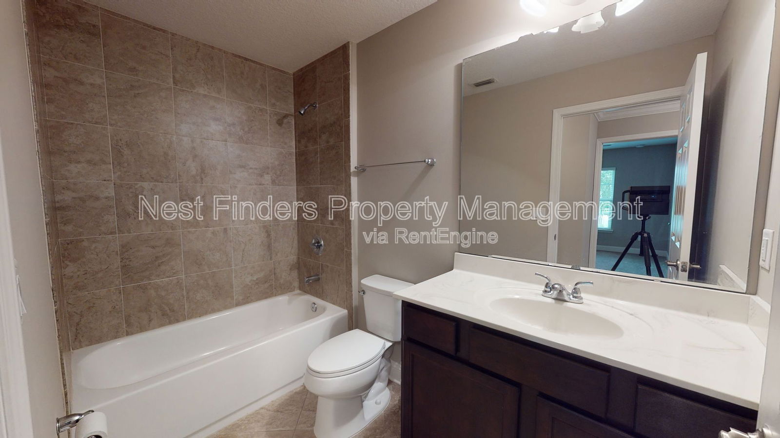Gallery Image 17