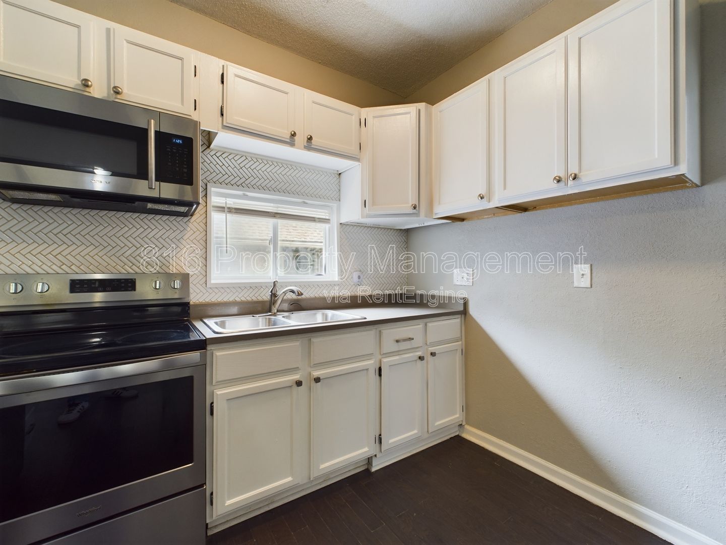 Gallery Image 12
