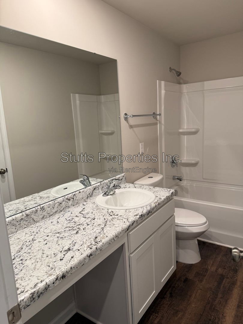 Gallery Image 10