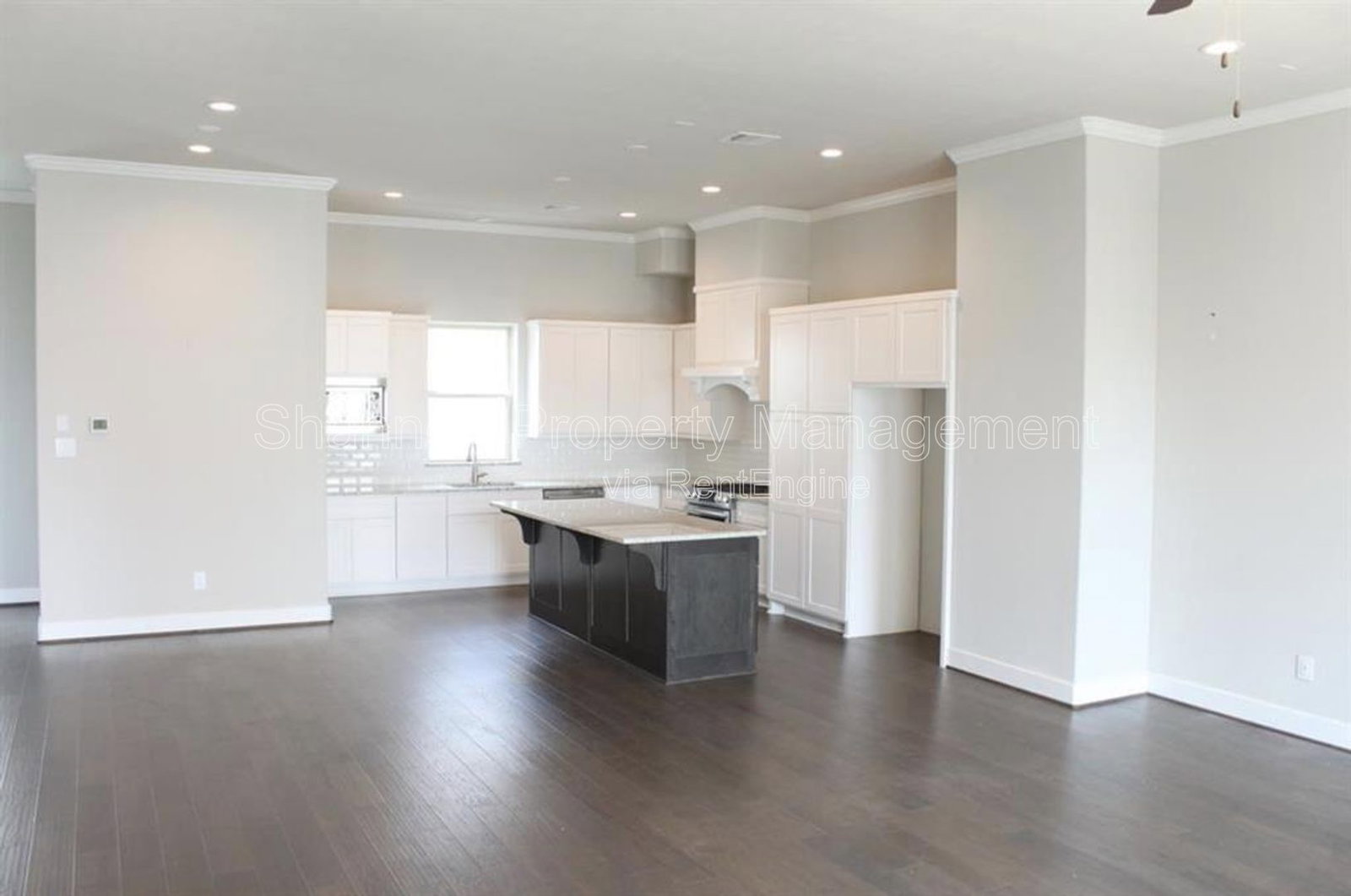 Gallery Image 17
