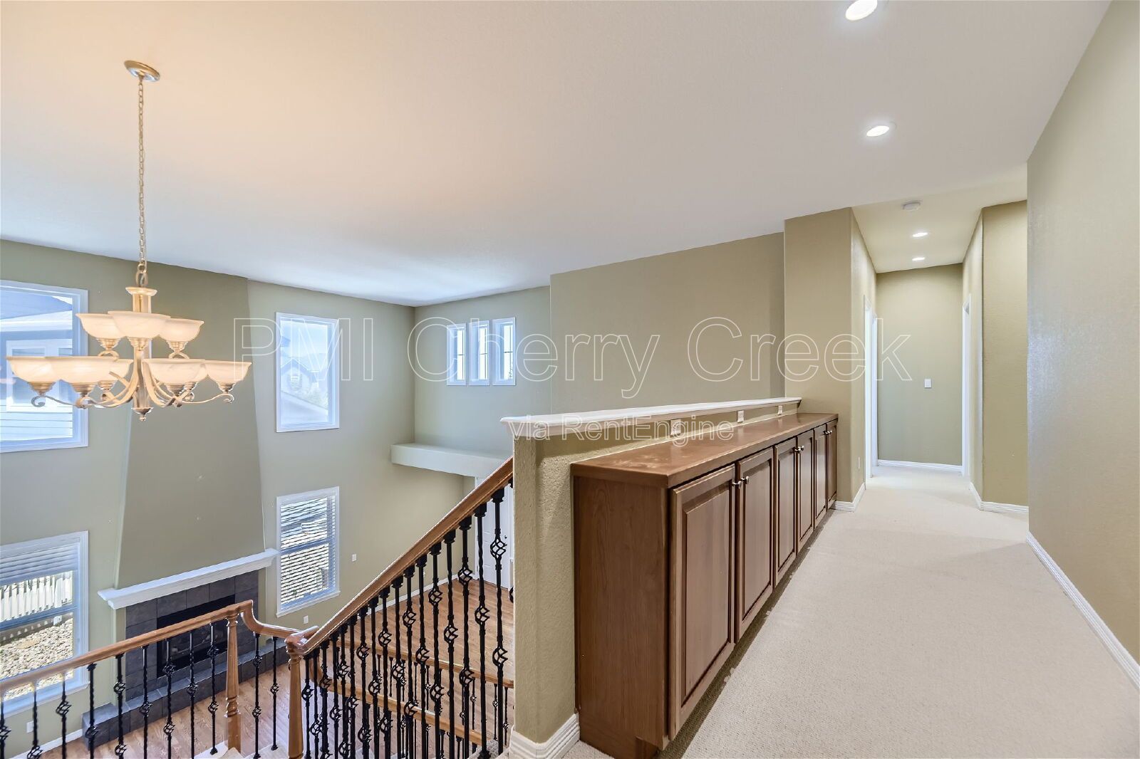 Gallery Image 18