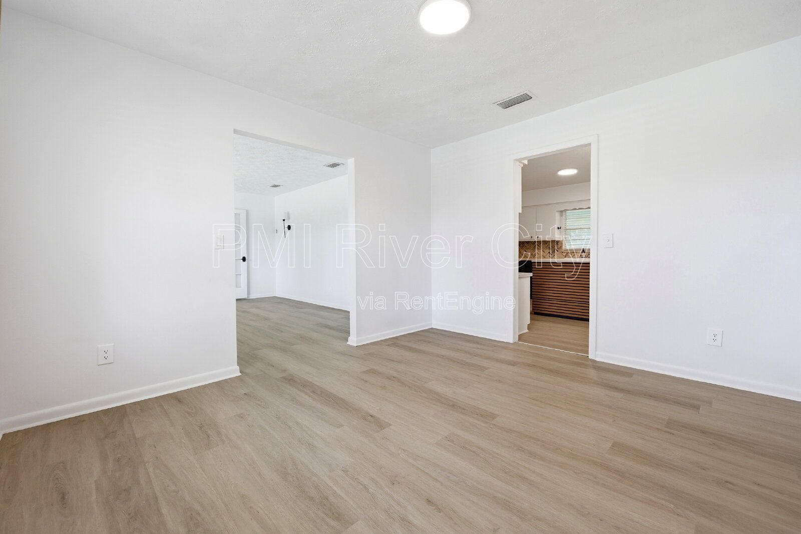 Gallery Image 32