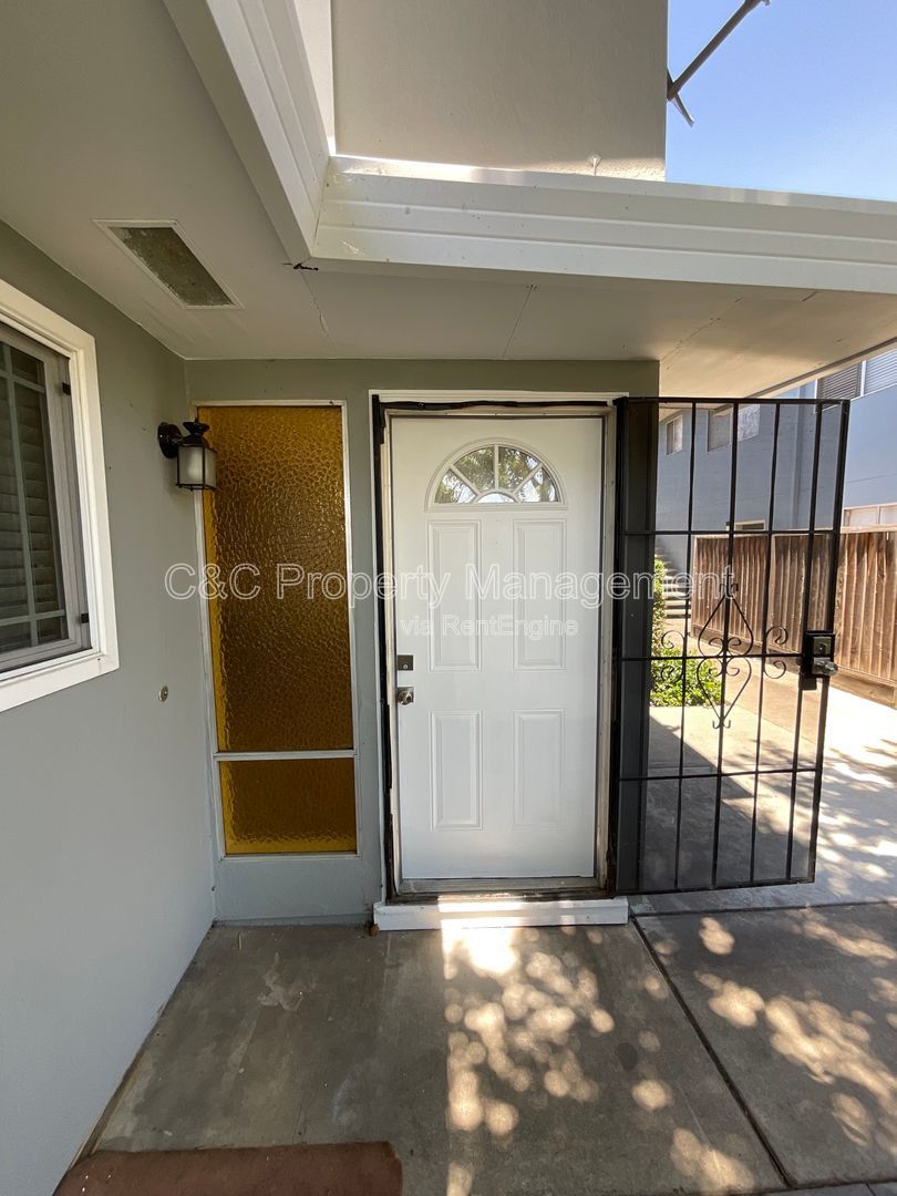Gallery Image 12