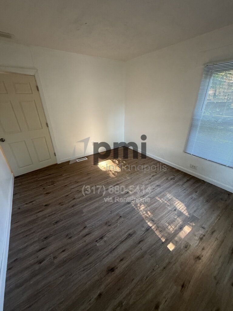 Gallery Image 21
