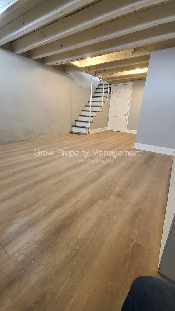 Gallery Image 19