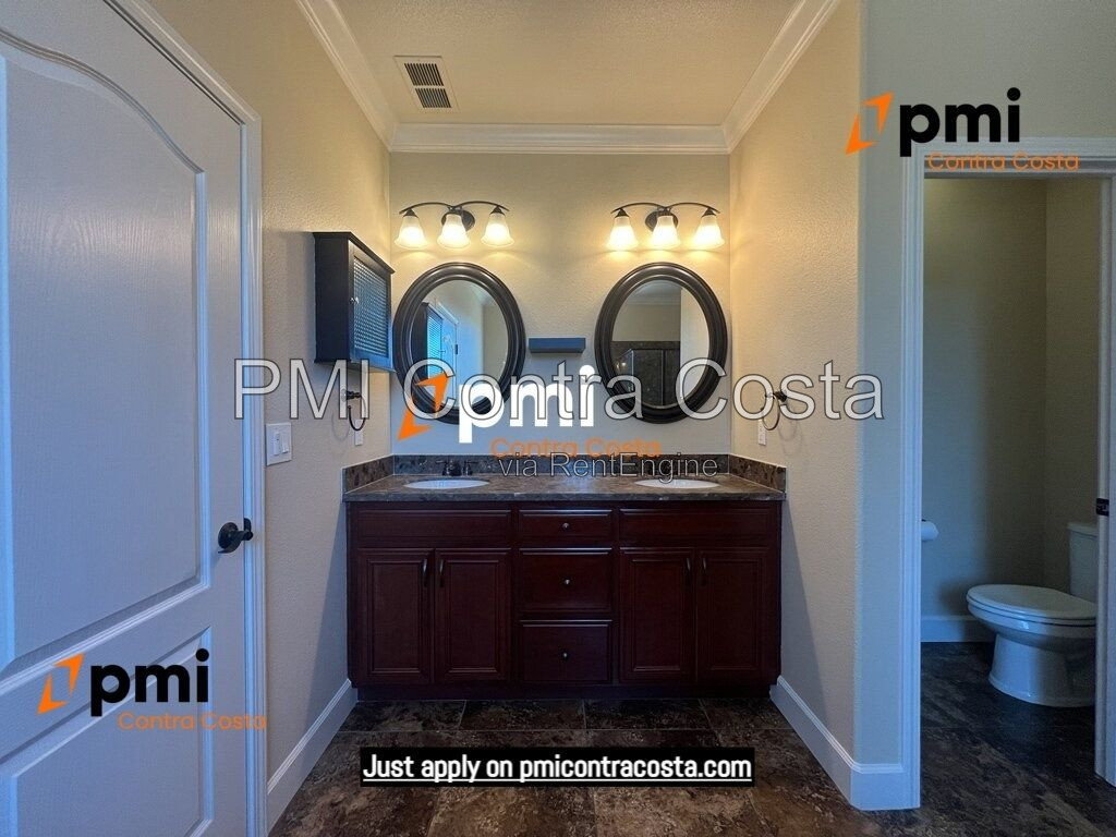 Gallery Image 26