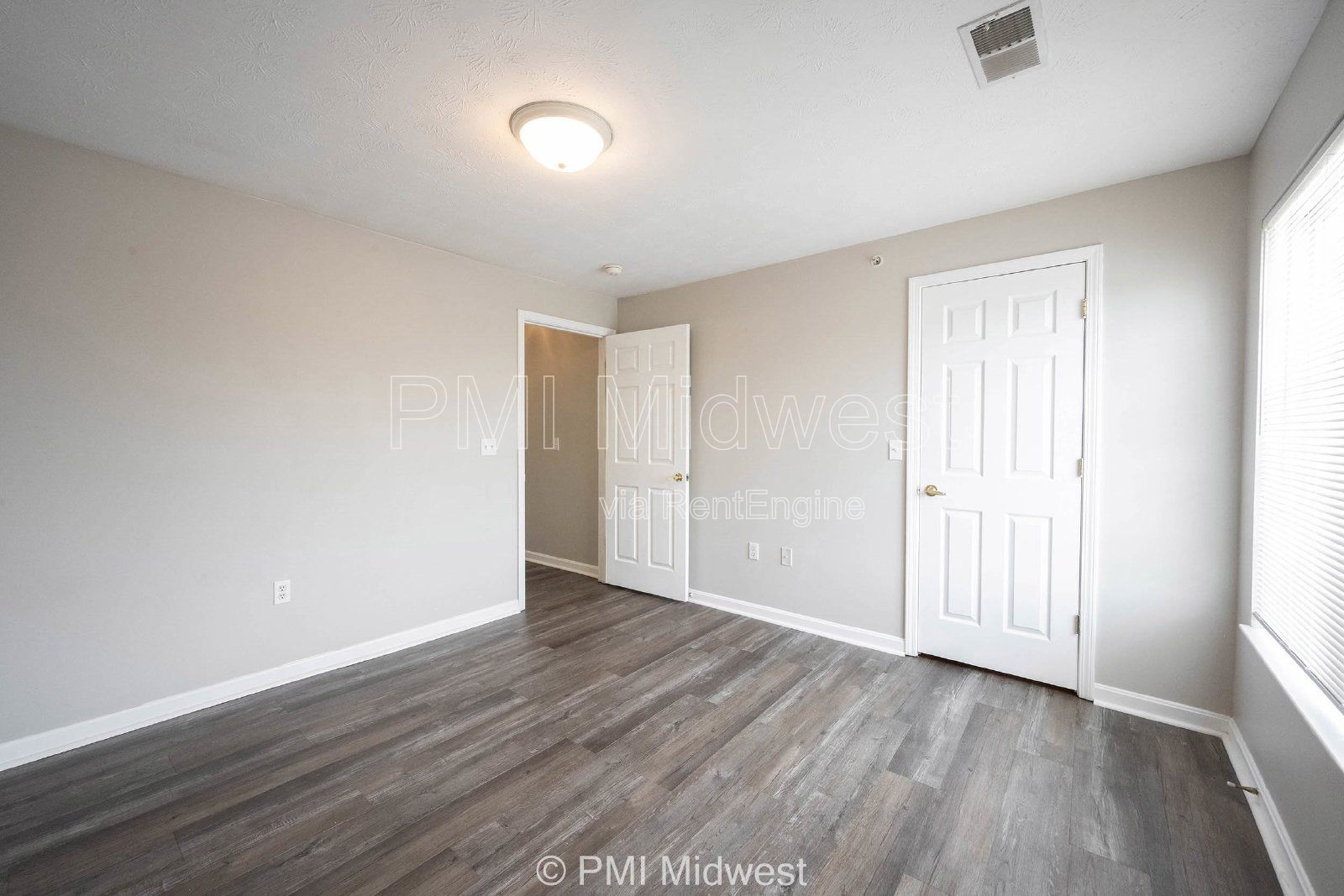 Gallery Image 21