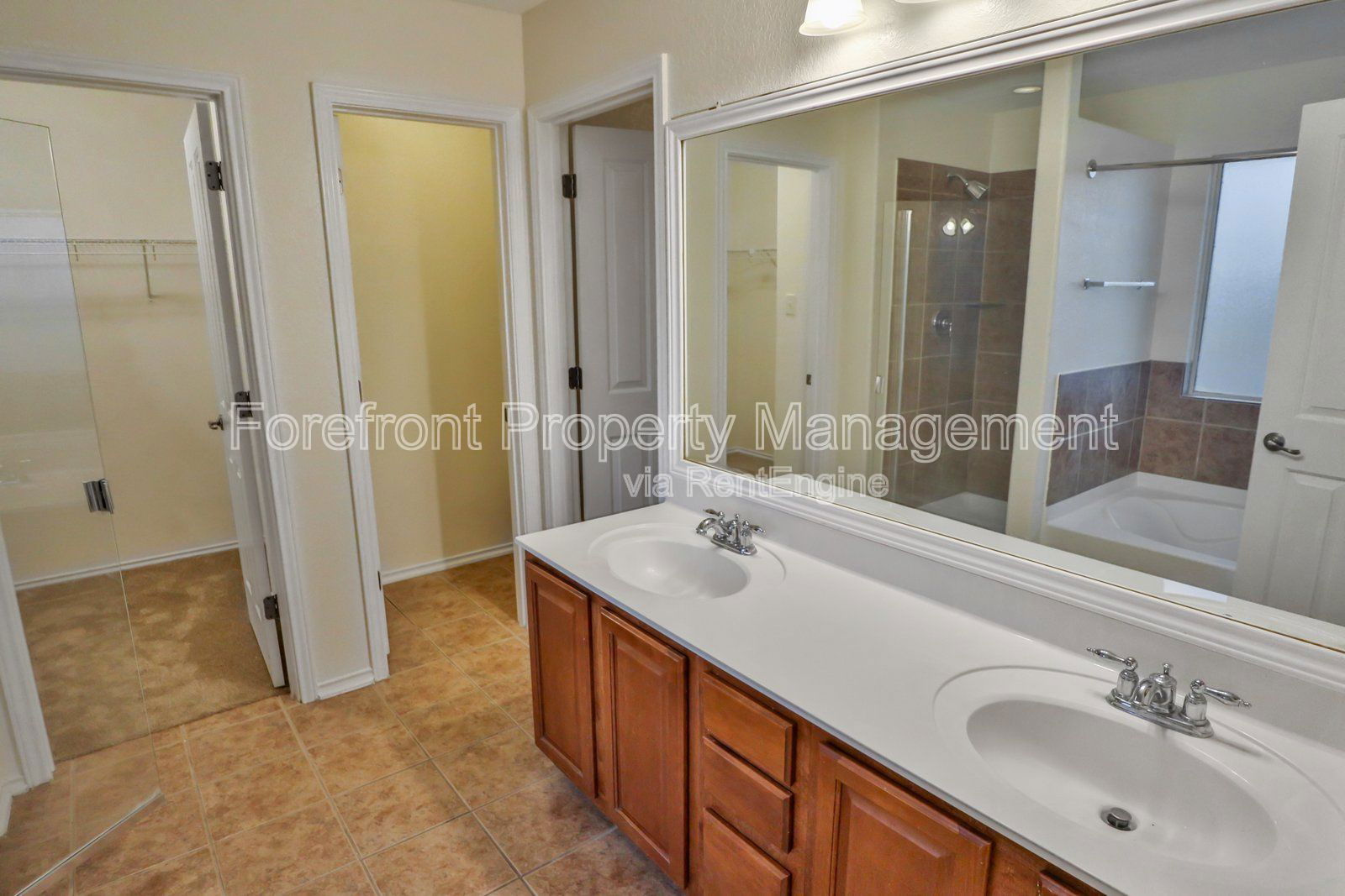 Gallery Image 16