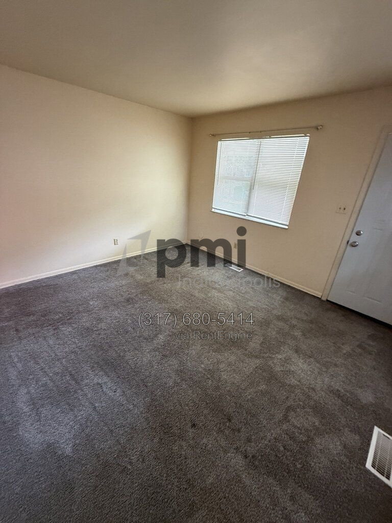 Gallery Image 18
