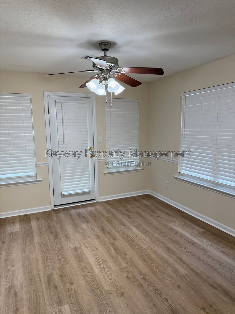 Gallery Image 8