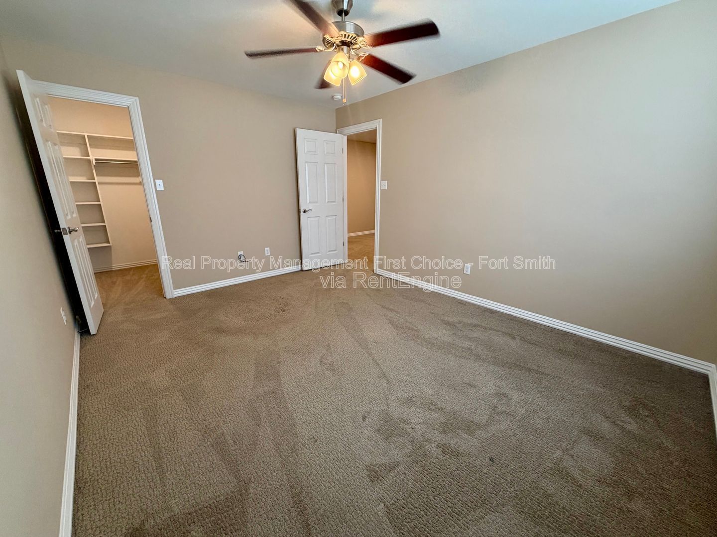 Gallery Image 17