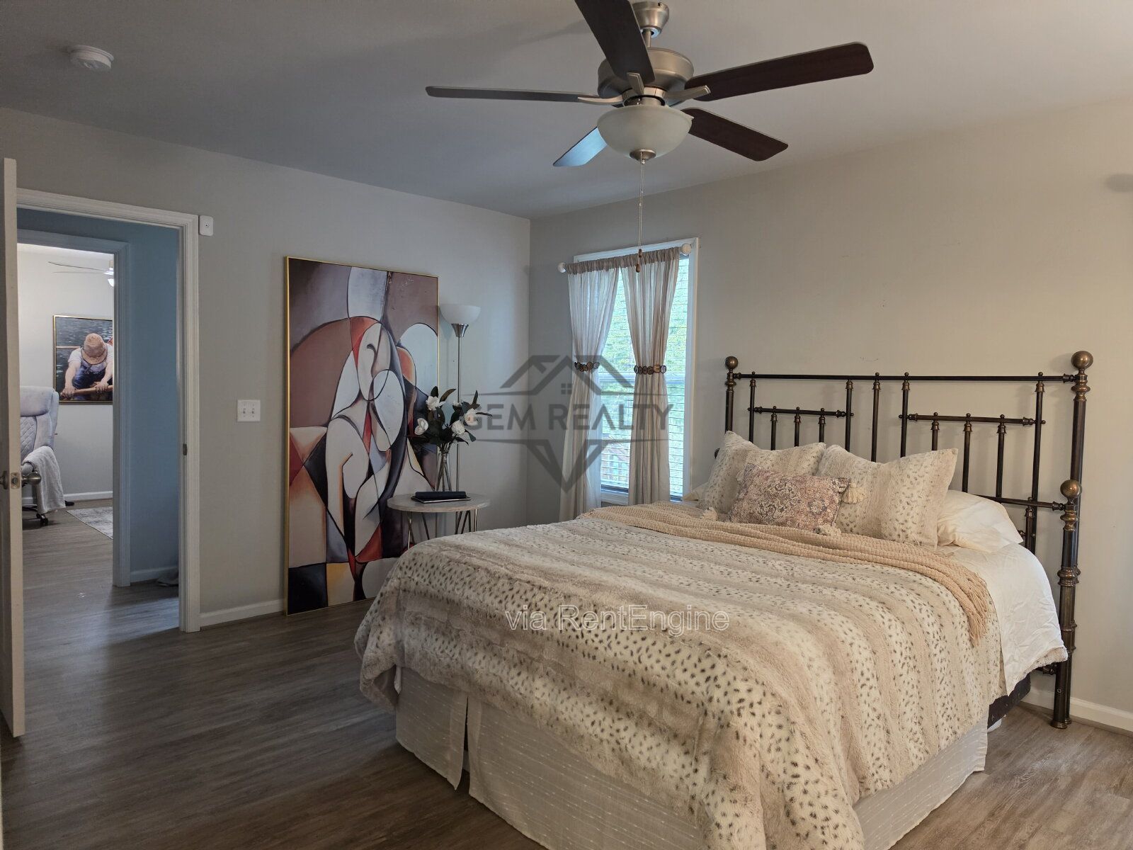 Gallery Image 21