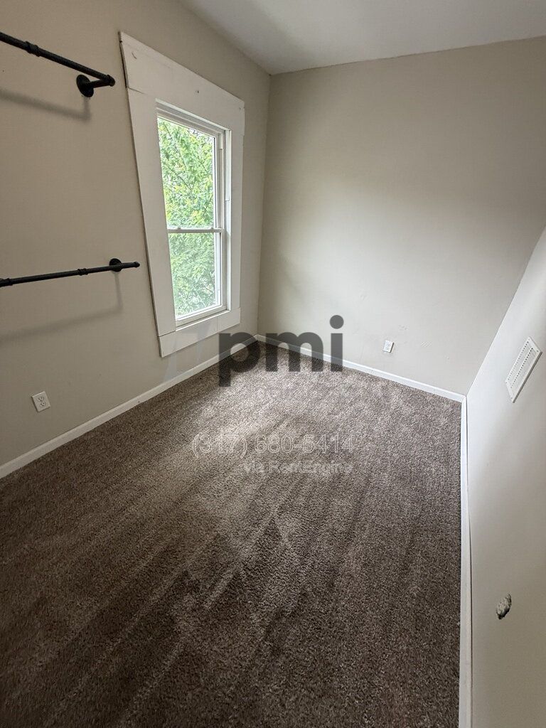 Gallery Image 27