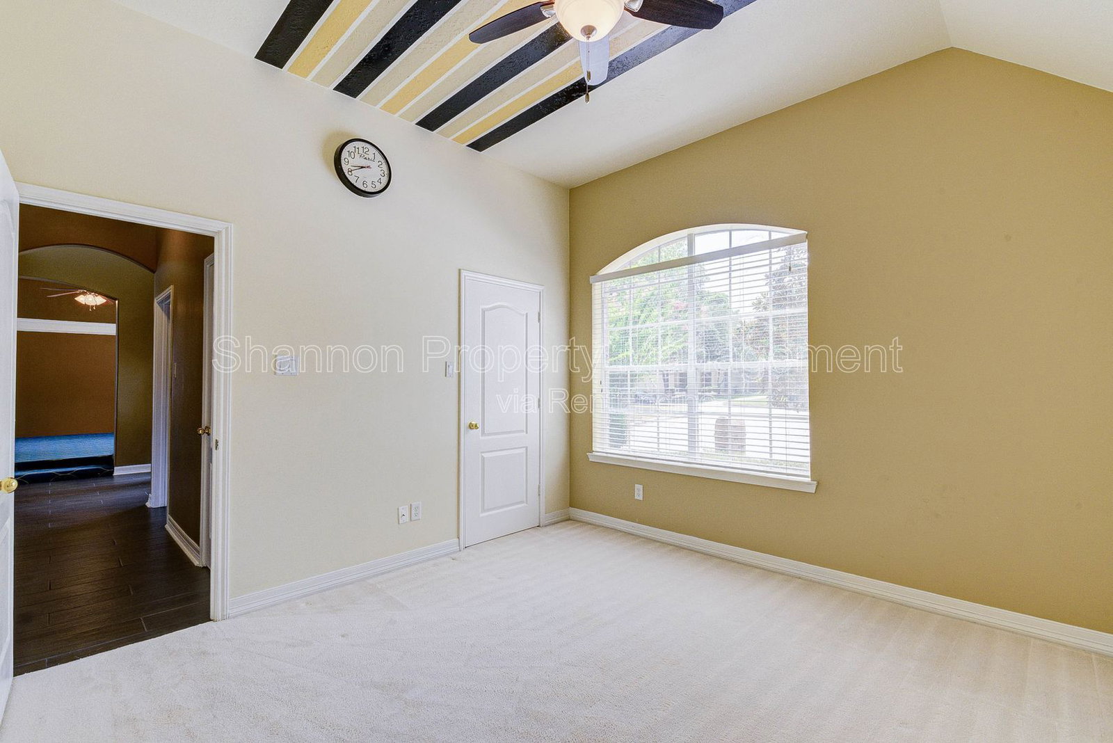 Gallery Image 14