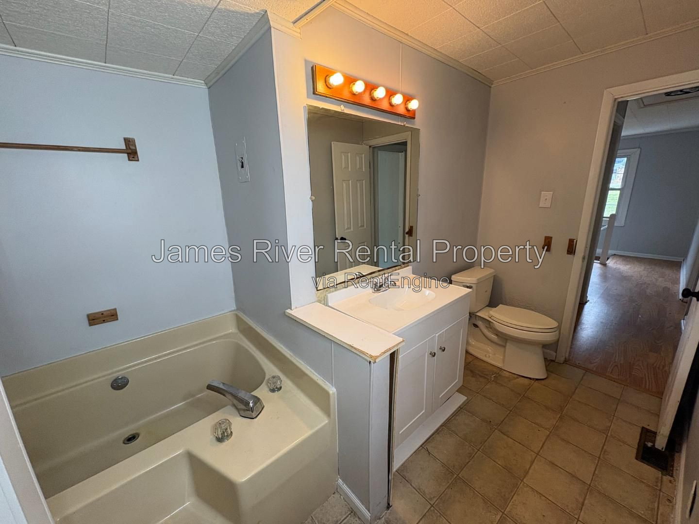 Gallery Image 12