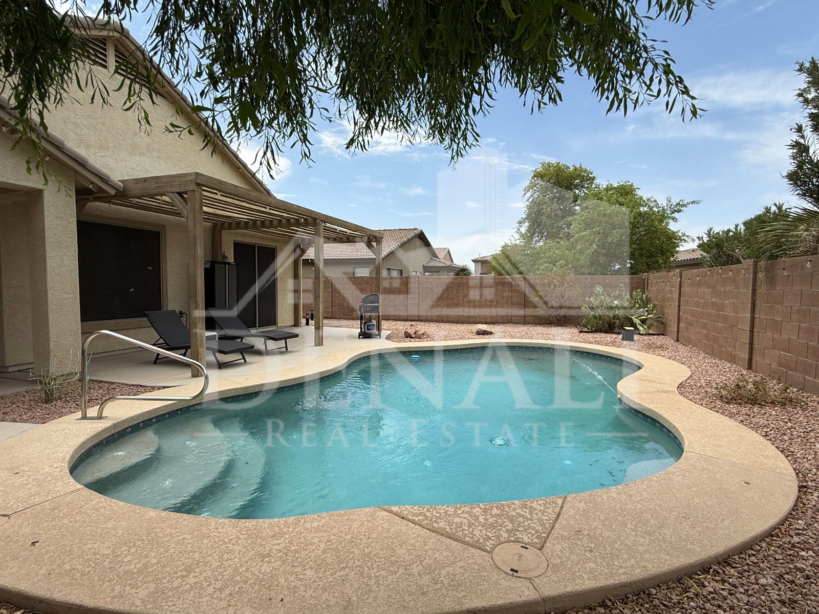 Gallery Image 17