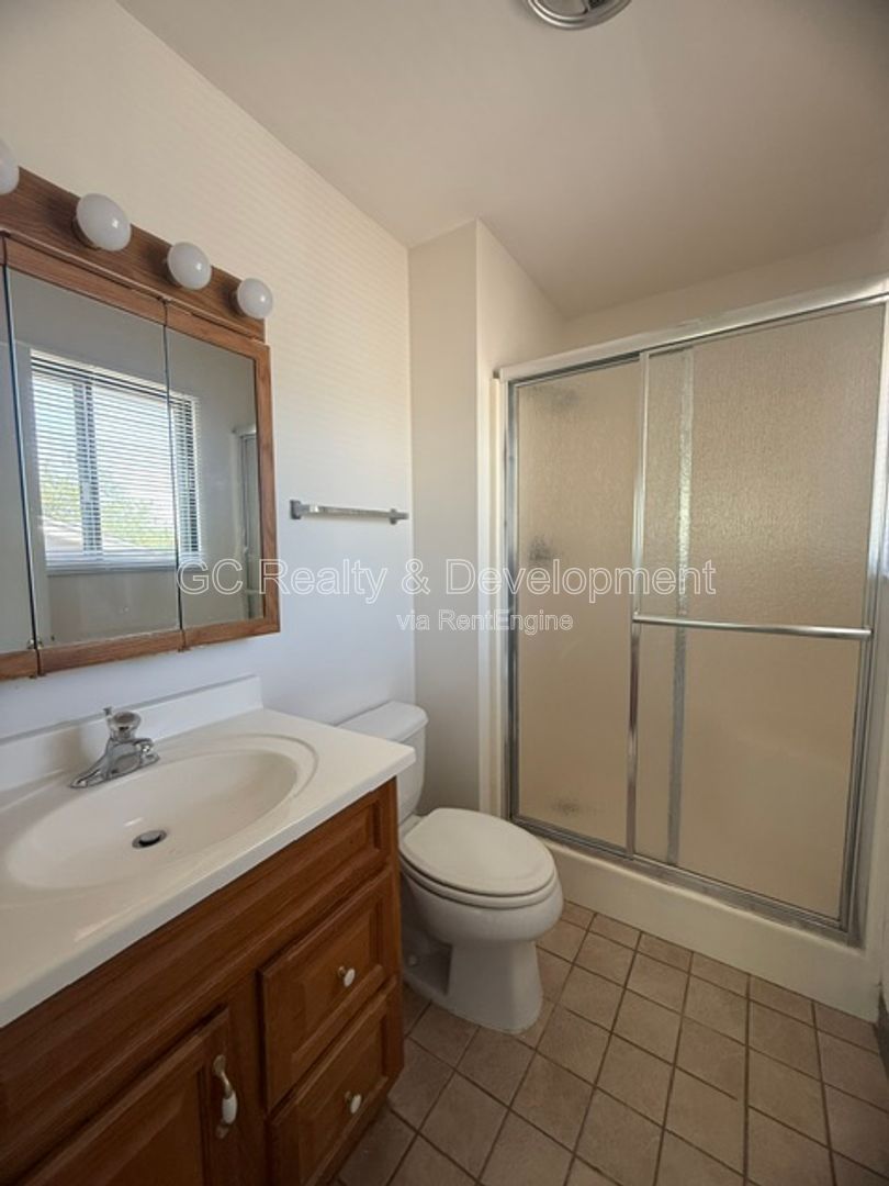 Gallery Image 15